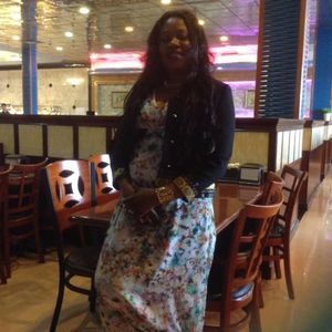 Meet your Posher, Harrieth